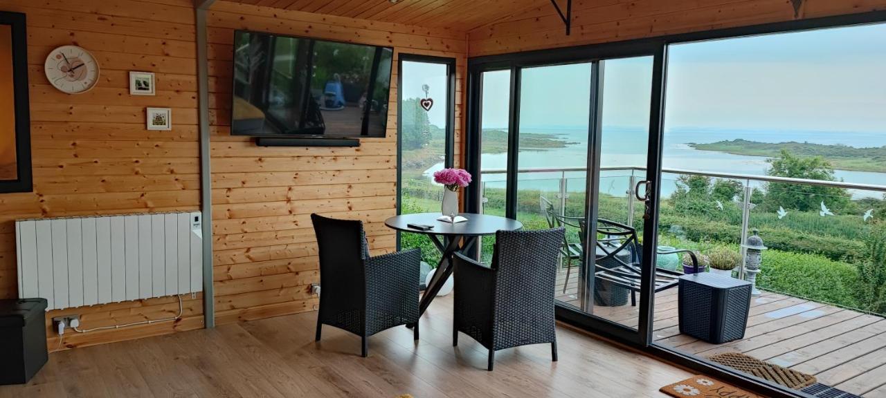 Horse Island View Luxury Retreat Apartment Kircubbin ภายนอก รูปภาพ